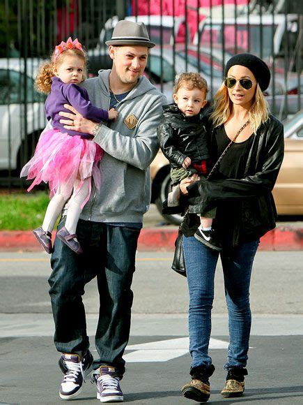 joel madden wife and family.